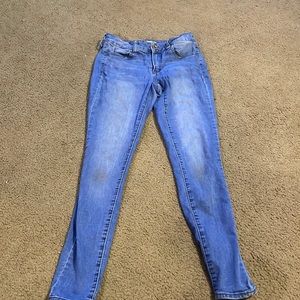 SO low rise ultimate jegging jeans